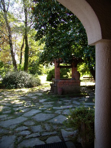 Location_2__02